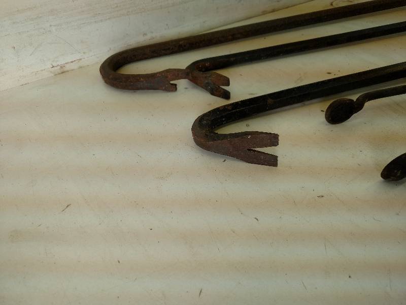lot 74 image: (3) Pry Bars & Tongs...