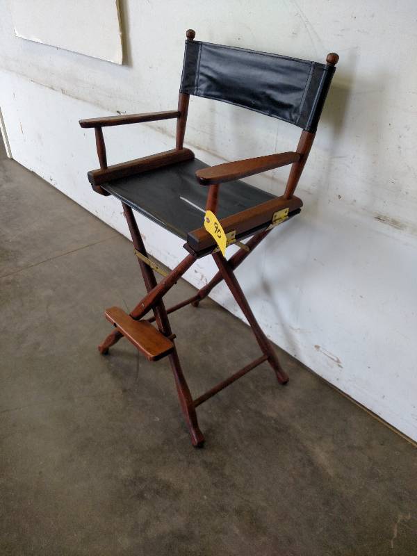 lot 90 image: Folding Directors Chair...