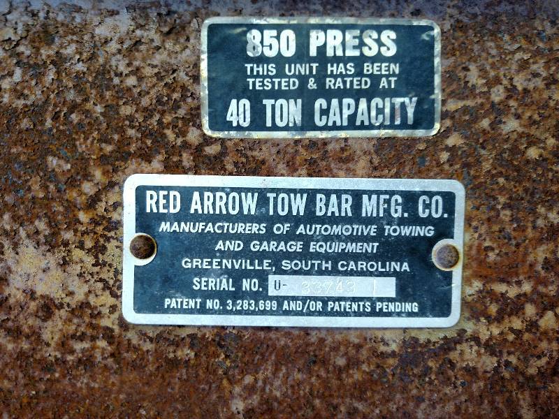 lot 13 image: Red Arrow 40 Ton H-Frame Press, Has...