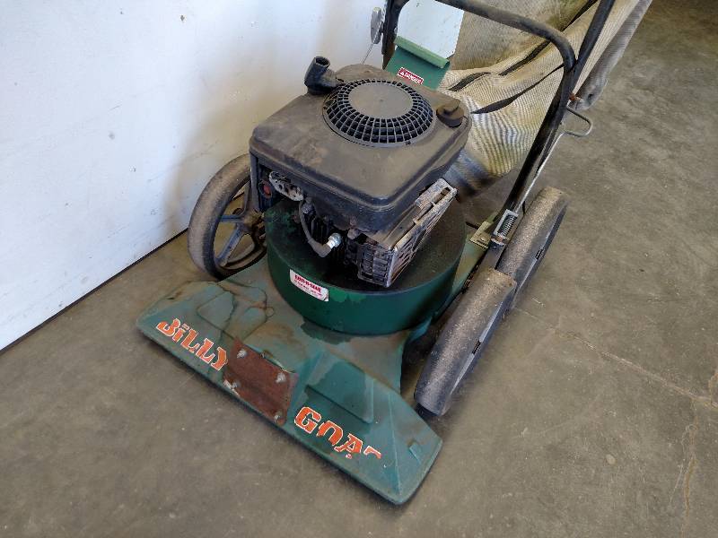 lot 5 image: Billy Goat KD5051CQ Vacuum, Works...