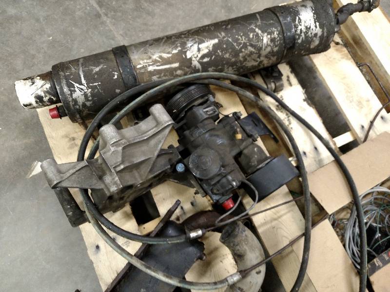 lot 14 image: VMAC Model VR70 Air Compressor with...