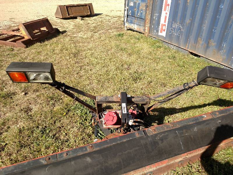 lot 27 image: 8 Western Snow Plow, Parts or Repa...