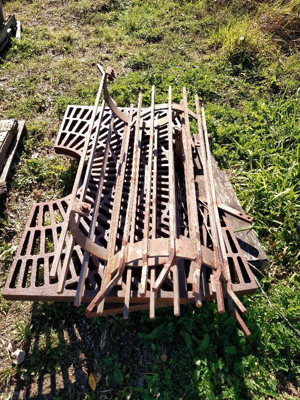 lot 40 image: Cast Iron Sidewalk Tree Frame 56x56...