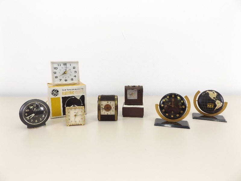 Lot of Vintage Clocks