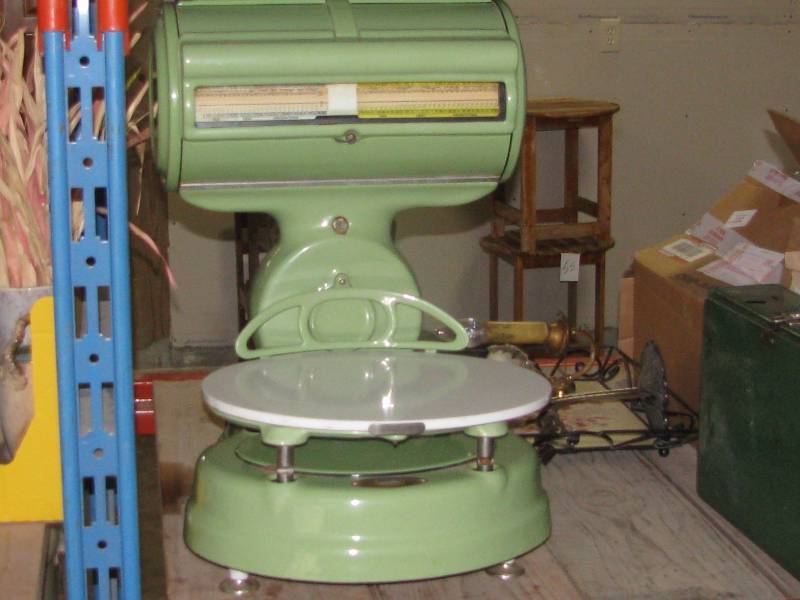 lot 24 image: Antique Jadeite Butchers Meat Scale