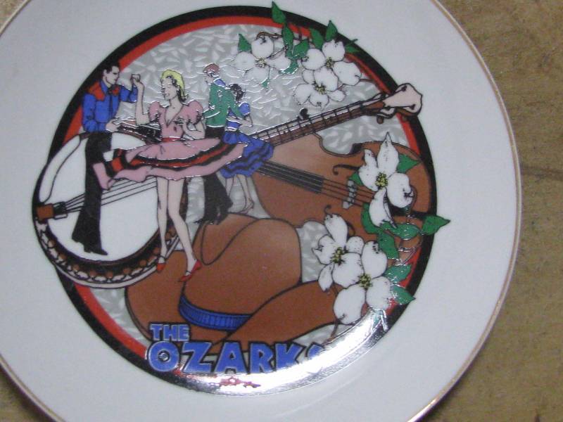 lot 43 image: Anniversary & Misc. Plates