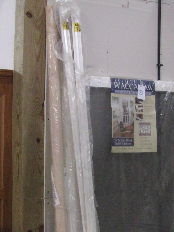 lot 94 image: Crown Moldings
