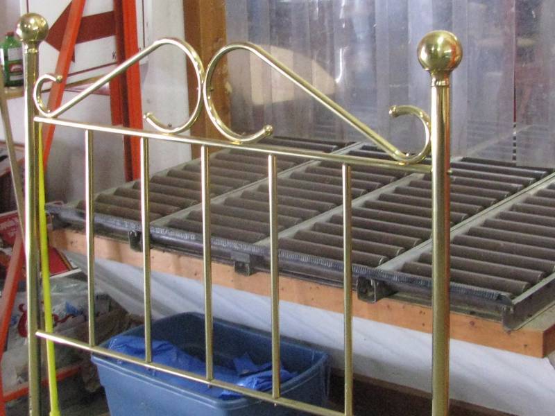 lot 98 image: Brass Look Head Board