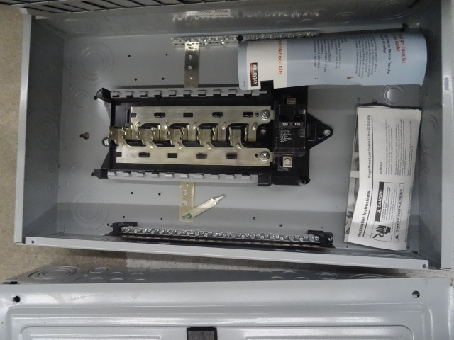 Murray 100 amp Load center. LC2040B...