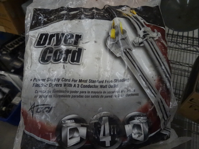 103 SROT Appliance cord. Qty 2. 6...