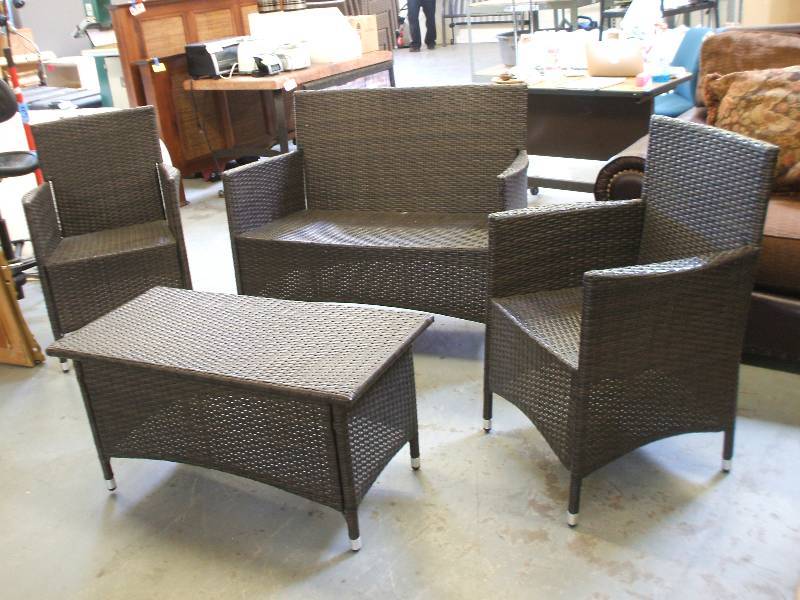 PATIO SET