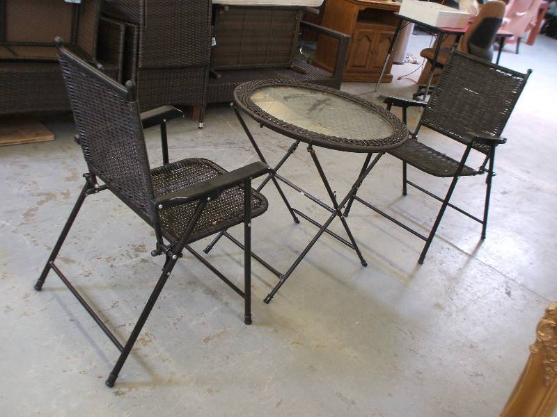 PATIO SET