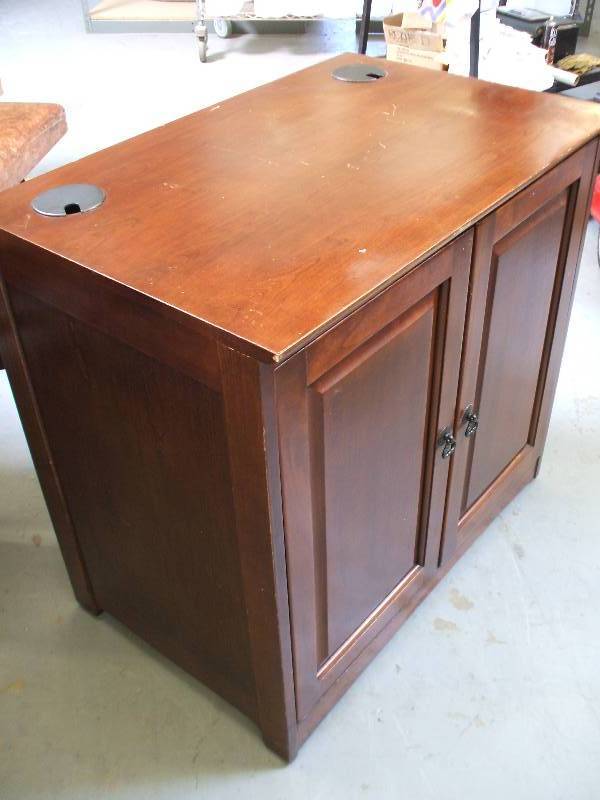 MEDIA CABINET