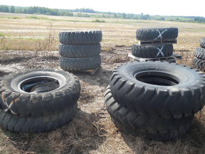 lot 13 image: 11- 24 Tires & Rims