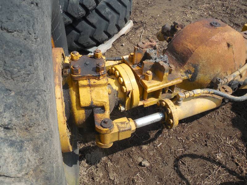 2 Pettibone Rear End / Axle's With HYD Steering Cylinders , 24" Tires