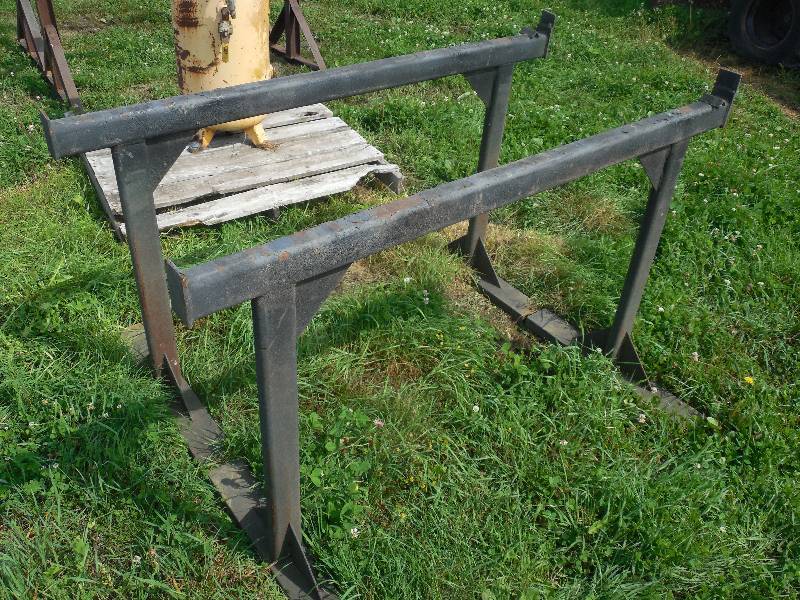 lot 23 image: 2 - Heavy duty Saw horses 63 wide