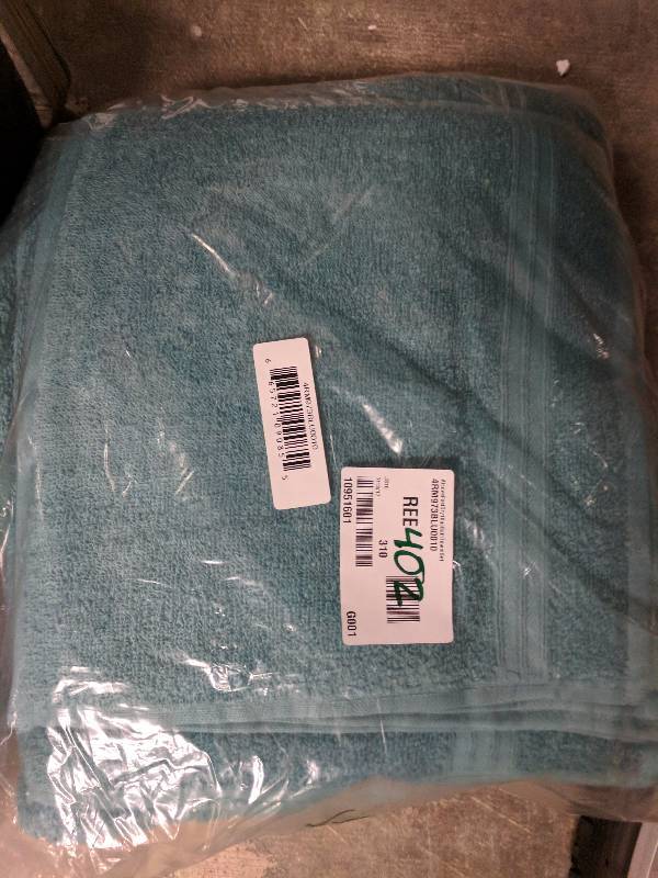 lot 402 image: alcove Fast Dry 10-Pc. Towel Set Arctic Blue