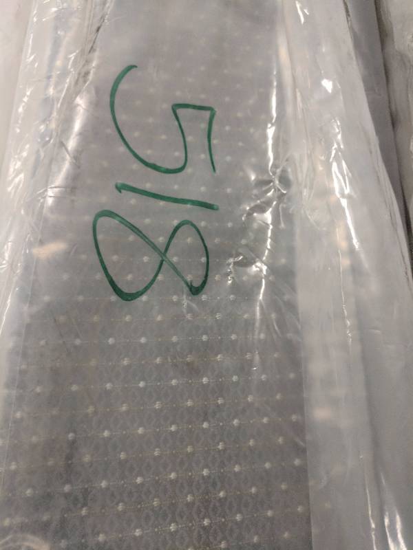 lot 518 image: Serta Perfect Sleeper Box Spring - Twin