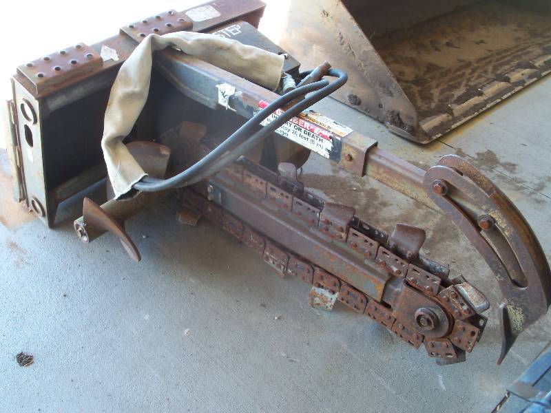 BOBCAT LT112 TRENCHER