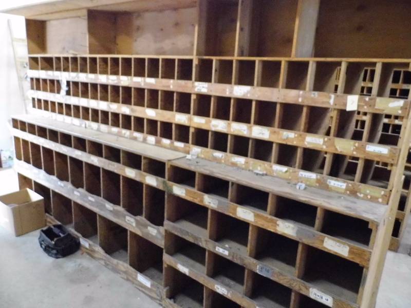 lot 2 image: Parts Bin