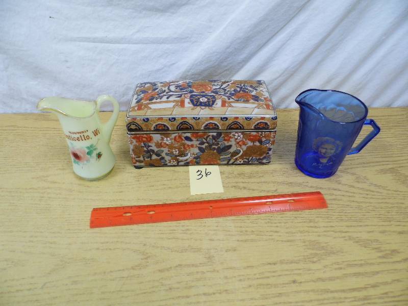 lot 36 image: Shirley Temple Pitcher - Monticello Pither