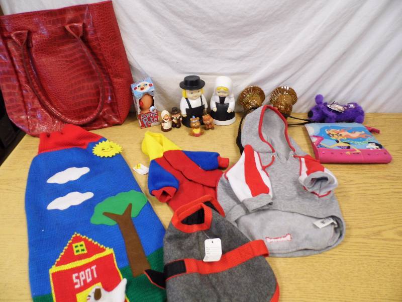 lot 60 image: New Dog Clothes - Decor