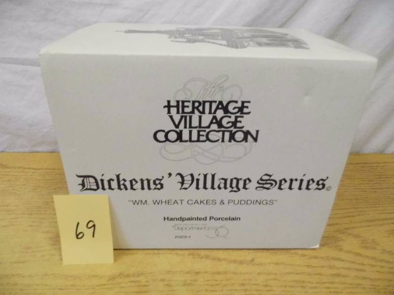 lot 69 image: Dept 56 - Dickens Village