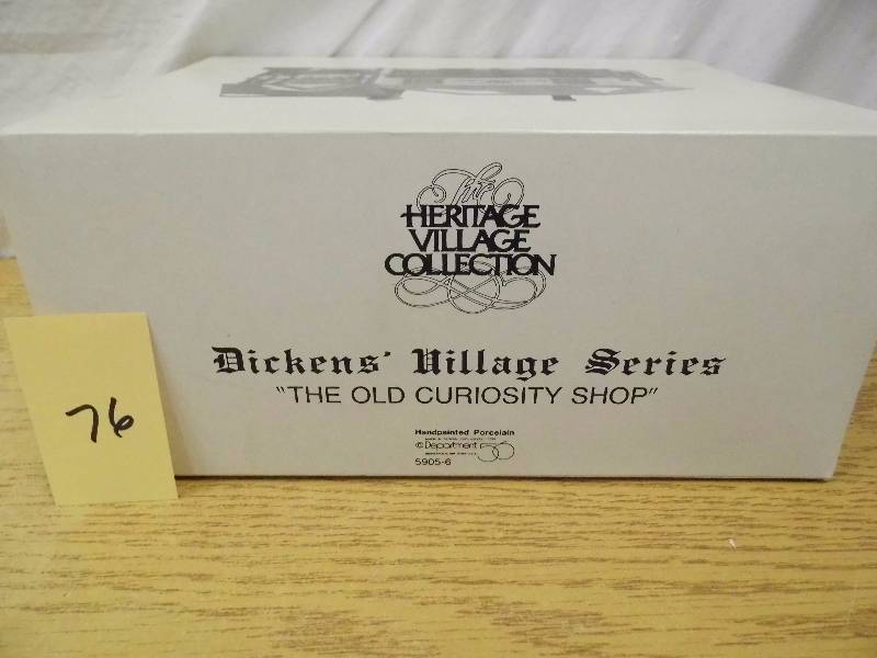 lot 76 image: Dept 56 - Dickens Village