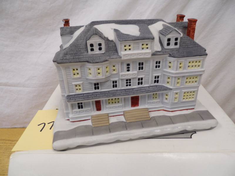 lot 77 image: Hawthorne Christmas Village