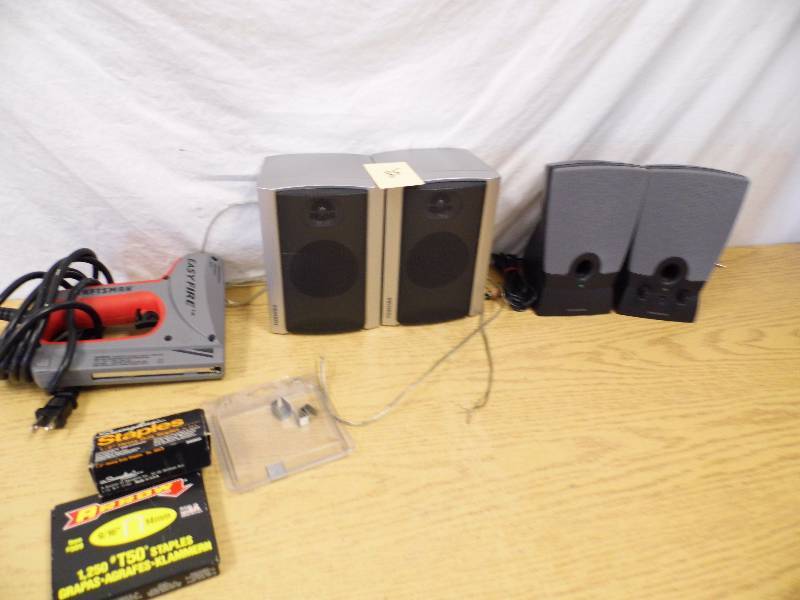 lot 85 image: Craftsman Electric Stapler - Speakers