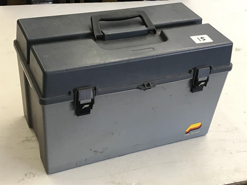 Plano Hanging Bait Station