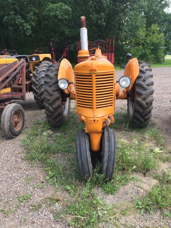 lot 4 image: UB MOLINE