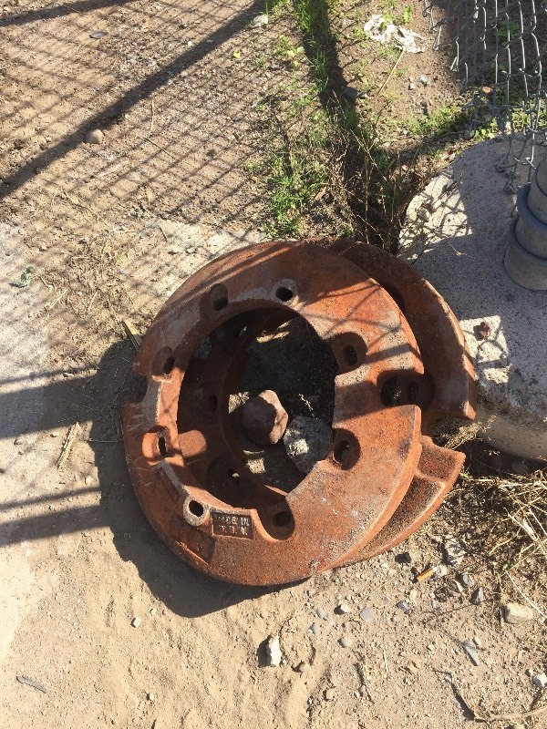 lot 23 image: MINNEAPOLIS MOLINE WHEEL WEIGHTS