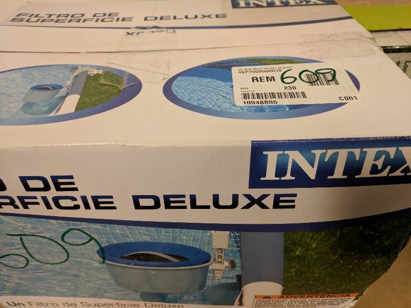 lot 609 image: Intex Deluxe Wall Mount Pool Surface Skimmer