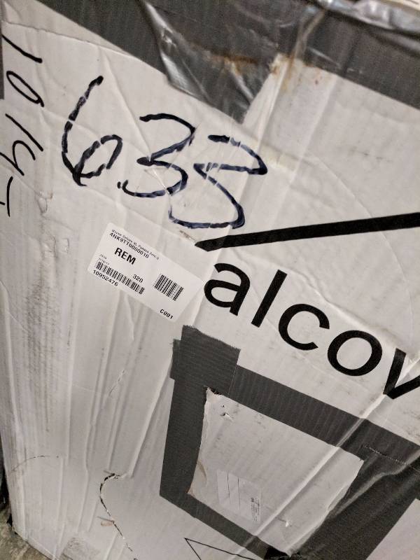 lot 633 image: alcove Deluxe XL Padded Zero Gravity Chair with Sun Shade