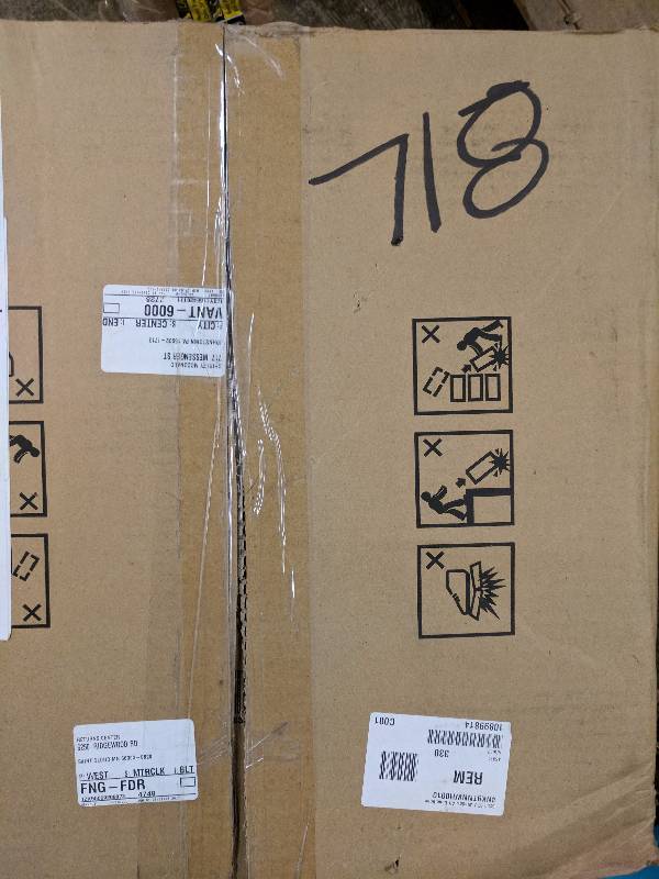 lot 718 image: Master Craft 5000 BTU Mechanical Window Air Conditioner