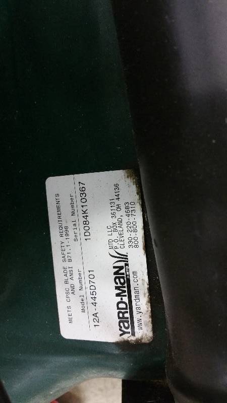 lot 731 image: USED Yard Man by MTD 6.5 HP XL Extended Life 21 Self Propelled Lawn Mower