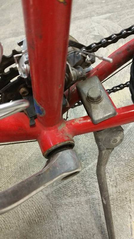 lot 746 image: Specialized Shock Rock 24 Red Bicycle Bike