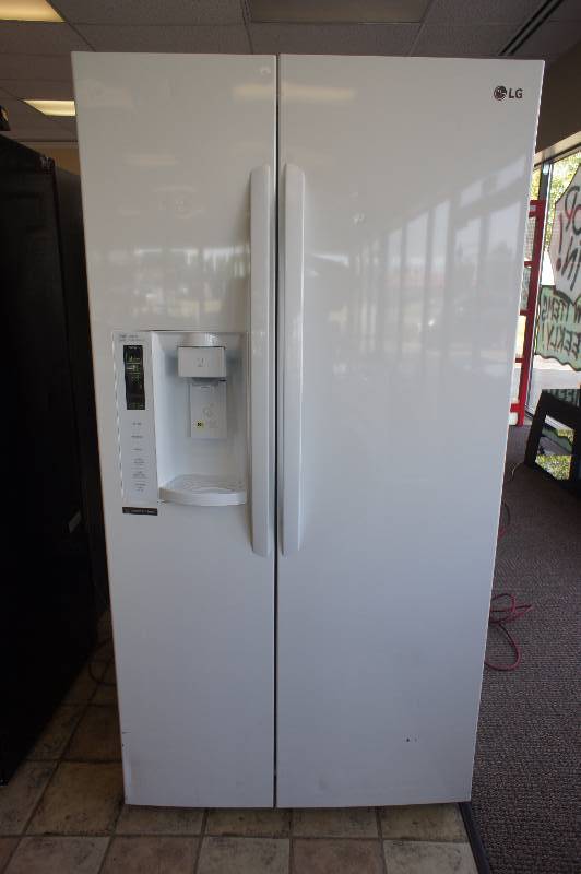 lot 2 image: New - Scratch & Dent LG Model # (LSXS26326W) -26.2 cu. ft. Large Capacity Side-by-Side Refrigerator w Ice & Water Dispenser WHITE COLOR -Tested Works - MSRP $ 1799.99