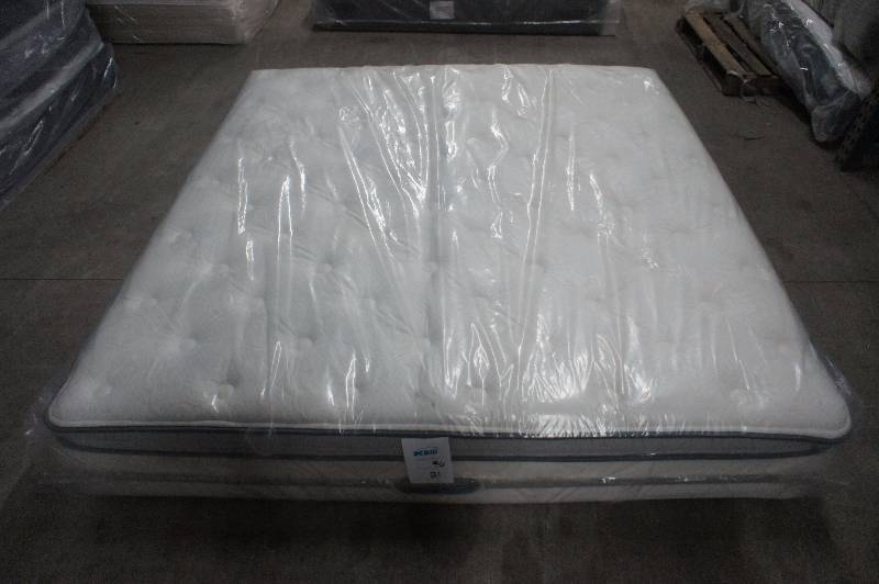 lot 21 image: New SIMMONS BEAUTY REST - RECHARGE - King Size - Mattress - MSRP $ 3109.99