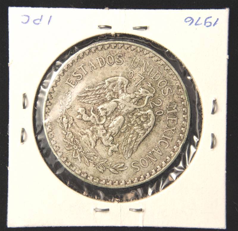 lot 66 image: 1932 MEXICO ONE PESO FINE (16.6 GRAMS 72% SILVER)
