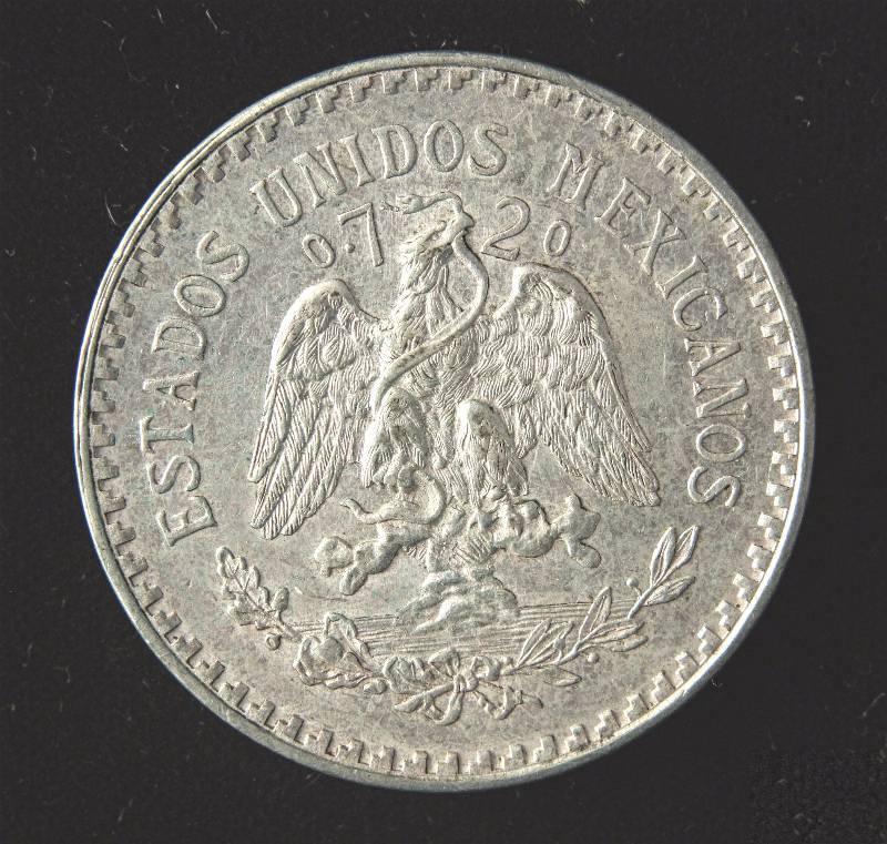 lot 86 image: 1932 MEXICO ONE PESO BU UNC (16.6 GRAMS 72% SILVER)