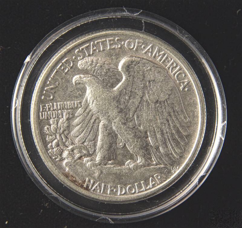 lot 100 image: 1946 WALKING LIBERTY SILVER HALF DOLLAR IN AIRTITE