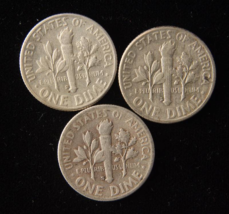 lot 108 image: GROUP OF 3 SILVER ROOSEVELT DIMES 1948D 1951S & 1955D