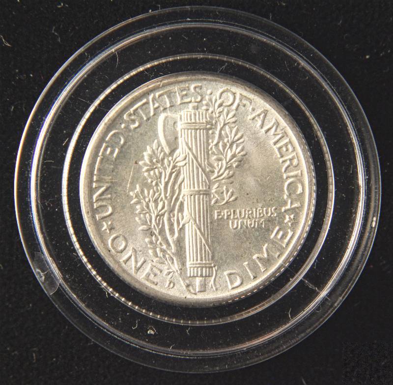 lot 111 image: 1941-D MERCURY SILVER DIME BU UNC IN AIRTITE