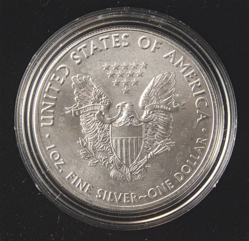 lot 139 image: 2016 AMERICAN SILVER EAGLE 1 TROY OZ. .999 FINE SILVER DOLLAR IN AIRTITE HOLDER