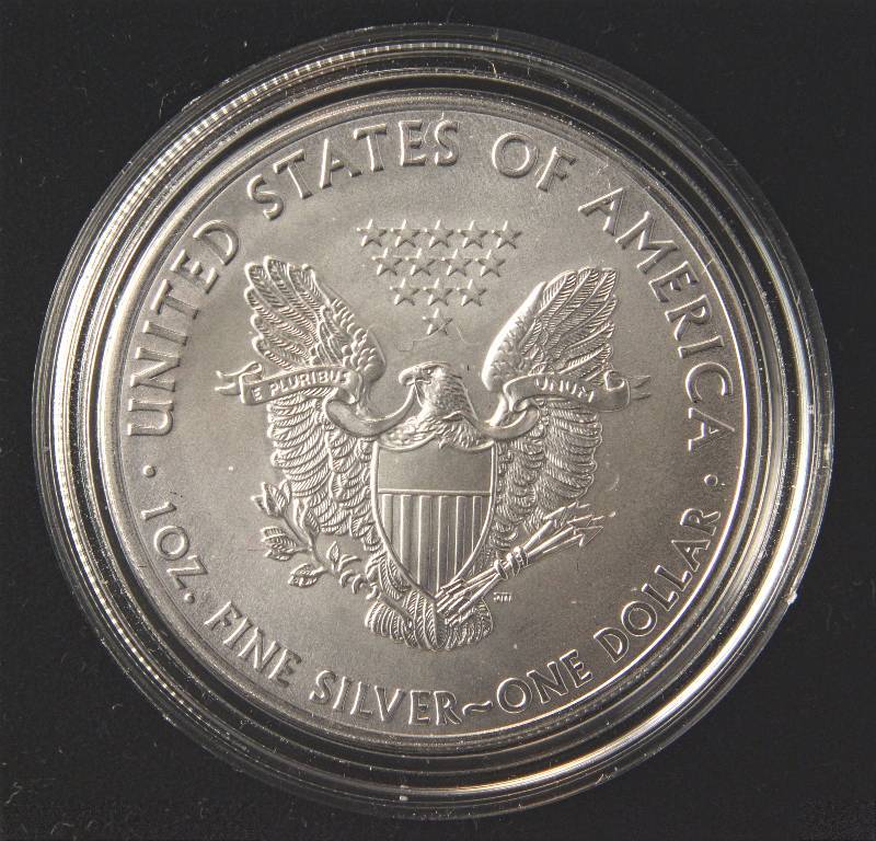 lot 148 image: 2013 AMERICAN SILVER EAGLE 1 TROY OZ. .999 FINE SILVER DOLLAR IN AIRTITE CAPSULE
