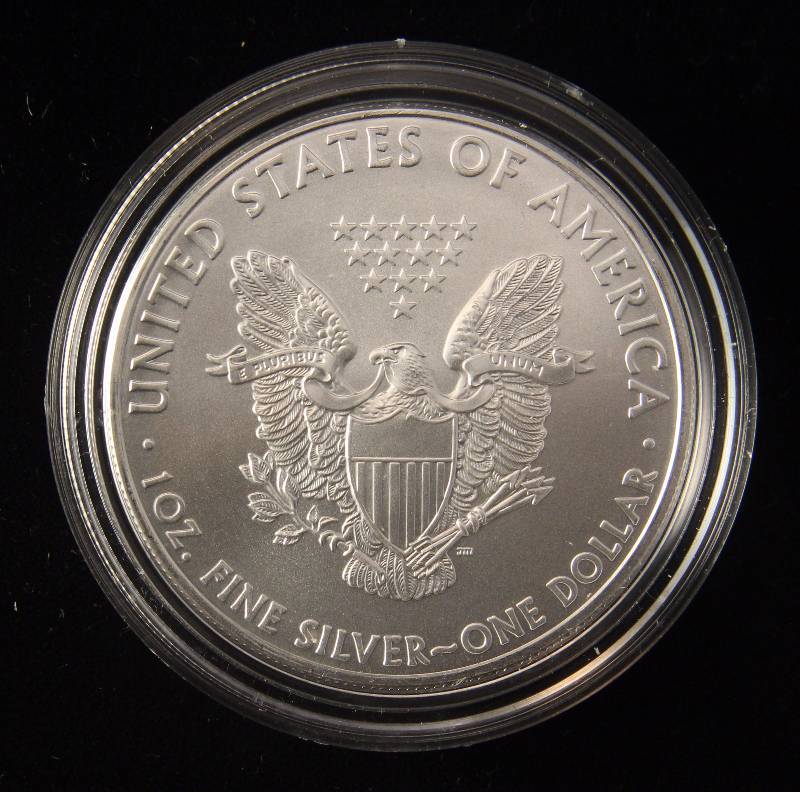 lot 167 image: 2008 AMERICAN SILVER EAGLE 1 TROY OZ. .999 FINE SILVER DOLLAR IN AIRTIGHT