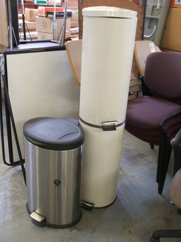 STEP ON STYLE WASTE CANS