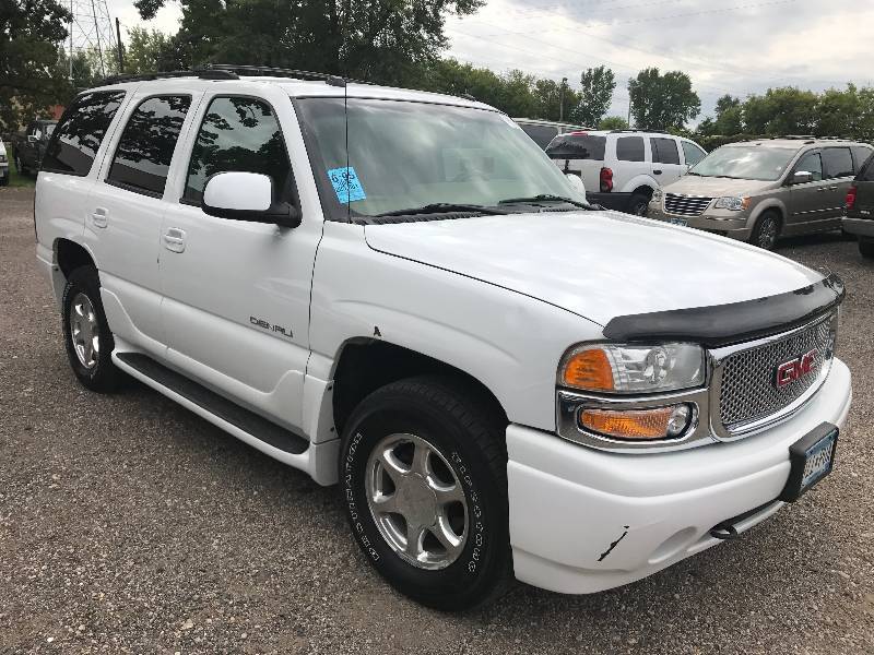 2004 GMC Yukon Denali AWD